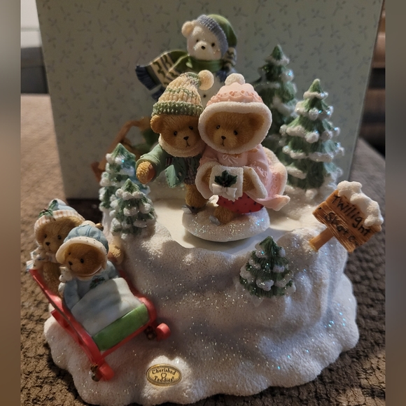 SKATER'S WALTZ Cherished Teddies - Picture 2 of 4